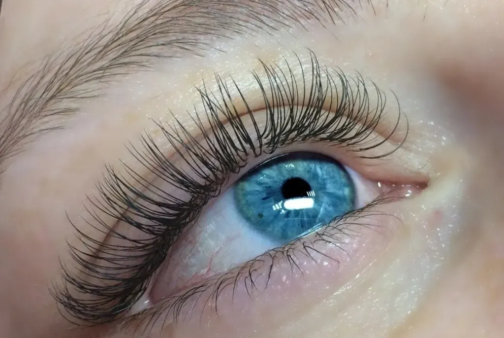 Что такое ботокс  ресниц?